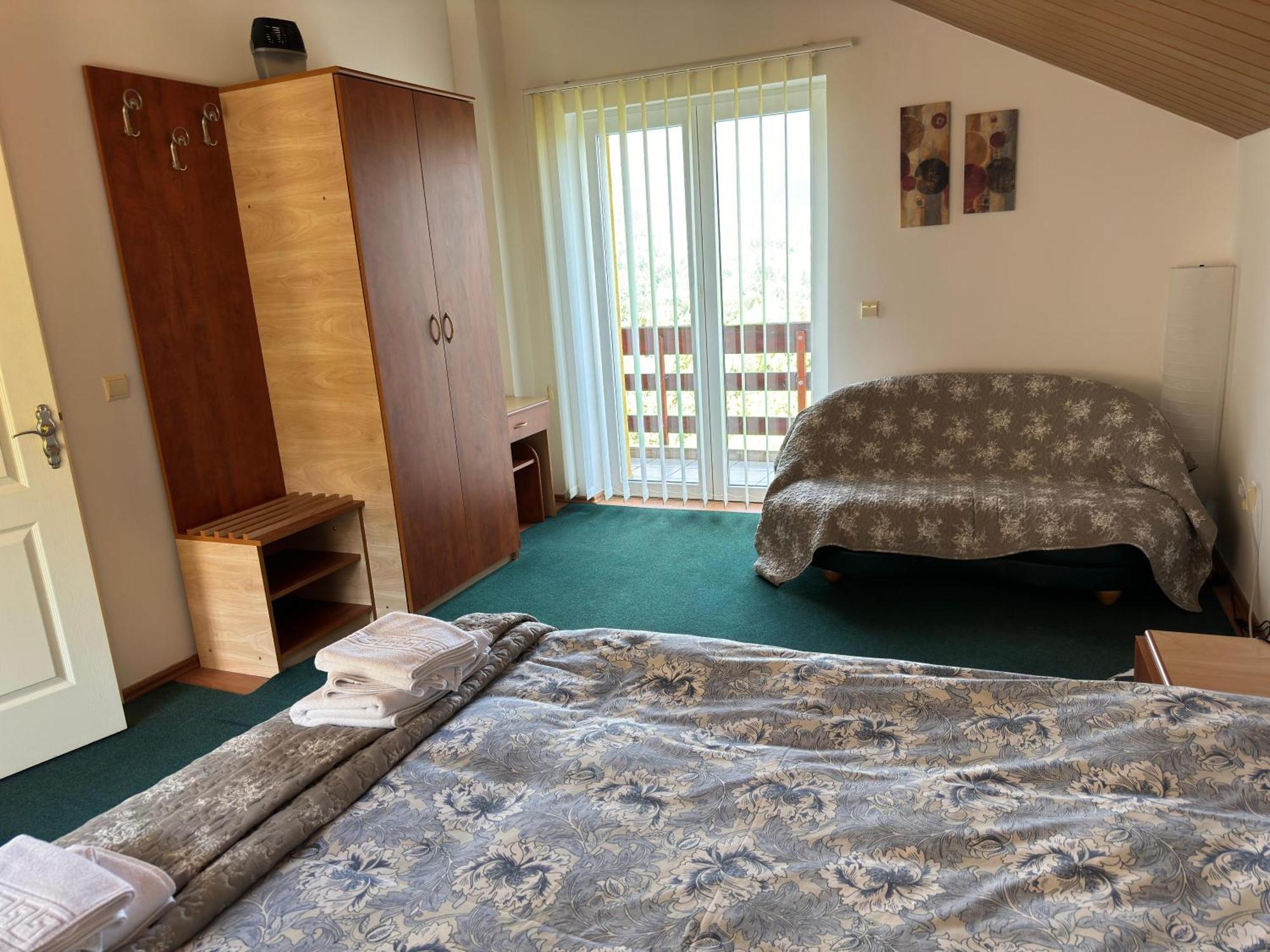 Vila Serar Моечу де Жос Екстериор снимка